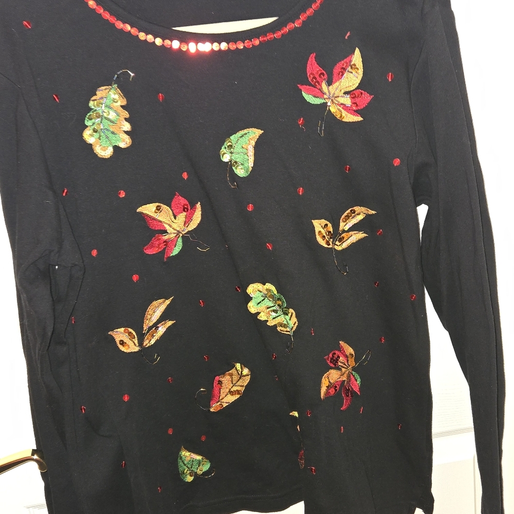 Quacker Factory Top / Colorful Fall Leaves Top / NWOT - Picture 3 of 4